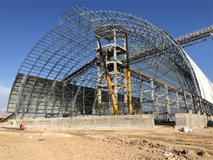 二连浩特煤机油桶翘工程网架